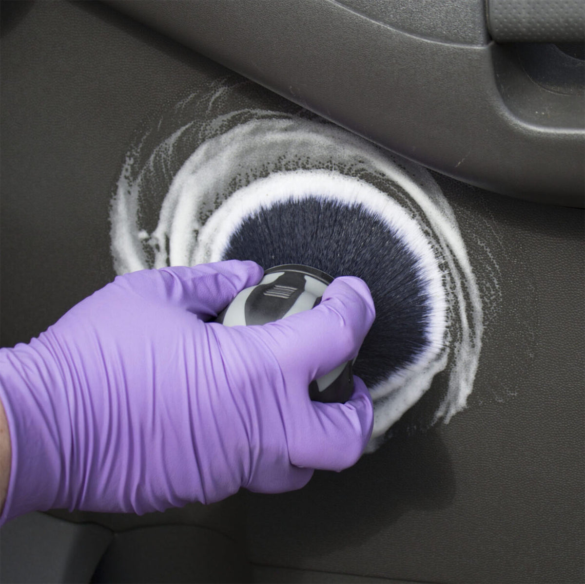 Detail Factory Curveball - Large Area Detailing Brush demo, The Polishing School, California